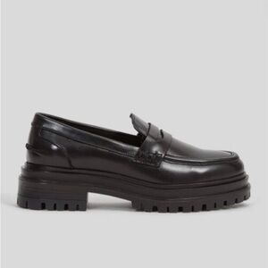 Reiss women’s Black Loafers size 39 size US8